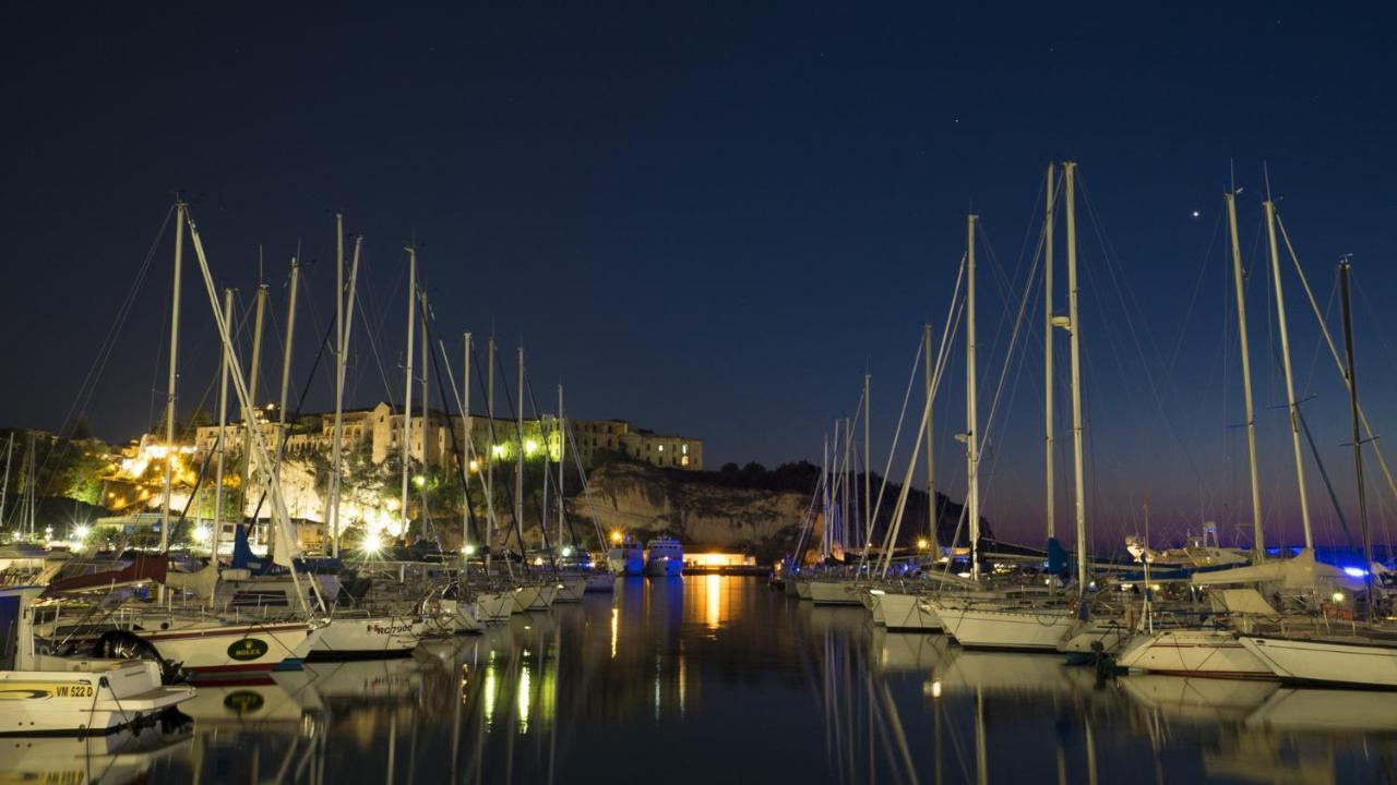 Hotel La Torre Del Mulino à Tropea Extérieur photo