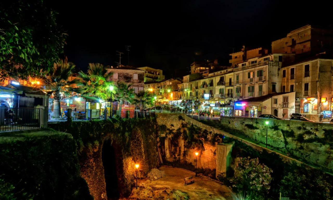 Hotel La Torre Del Mulino à Tropea Extérieur photo